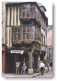 wpe83.jpg (9957 Byte)