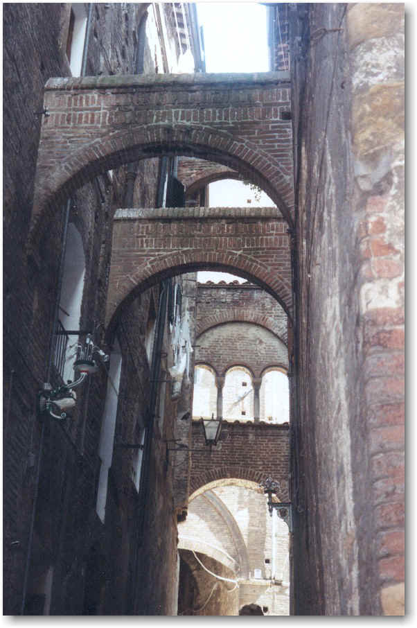 siena3.jpg (168170 Byte)